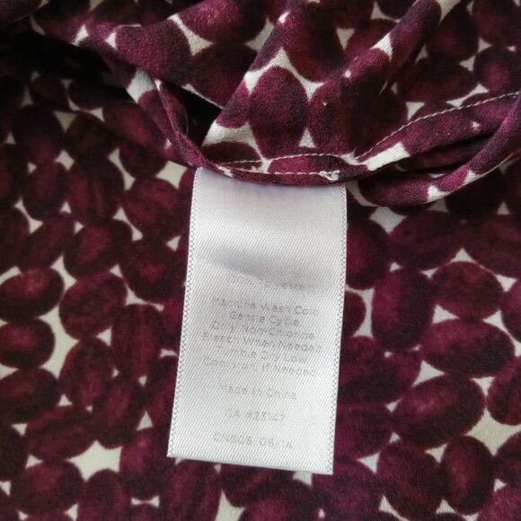 Talbots Burgundy Red Coffee Bean All Over Print Button Down Shirt Women's Medium - Picture 5 of 13